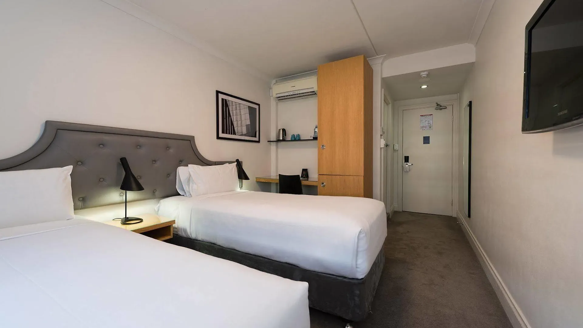 Pensione Hotel Perth