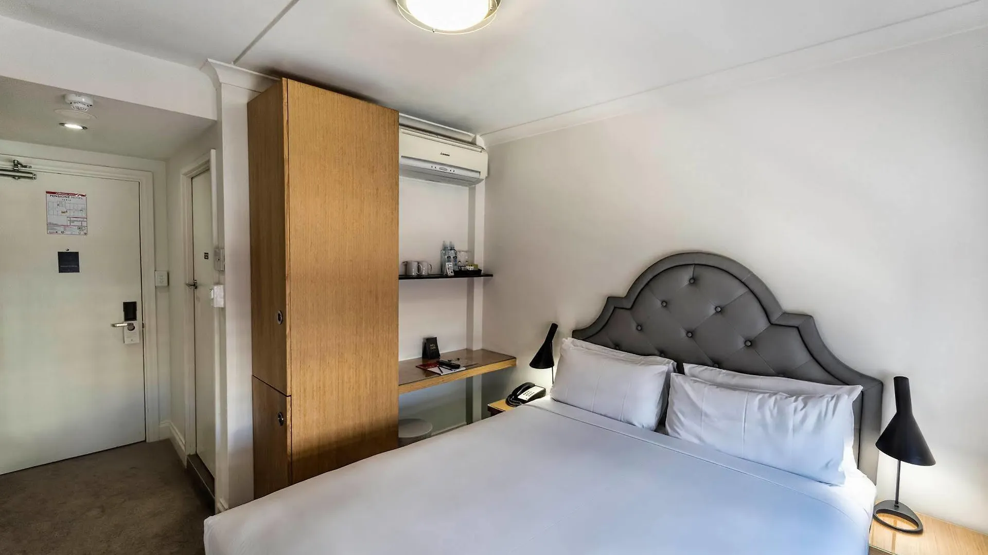 Pensione Hotel Perth